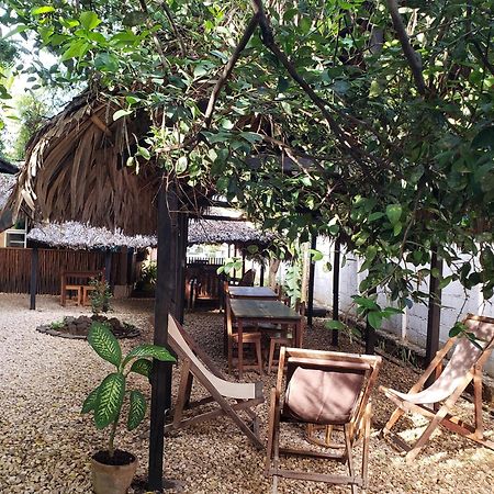 Hotel Le Petit Paradis Antsiranana Bagian luar foto